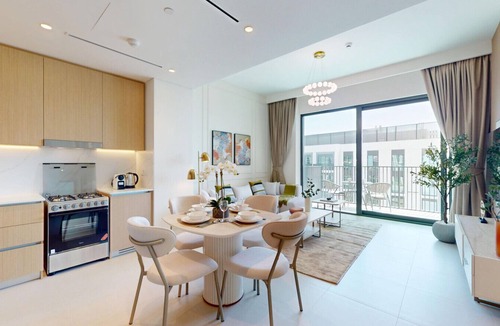 Dubai Apartment | Exquisite 2 Bed l City View near Dubai Hills Mall