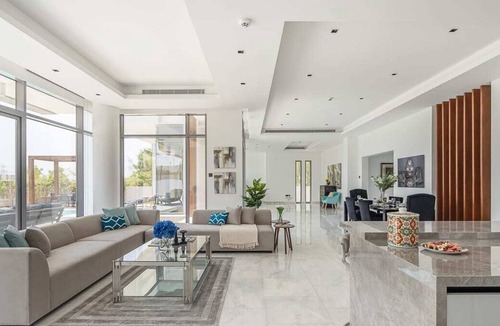 Dubai Villa | Exquisite 6BR Villa w/Private Pool in Dubai Hills