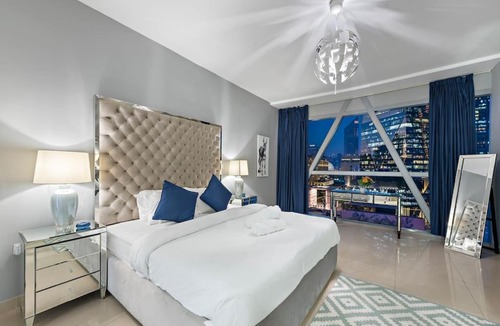 DIFC Apartment | First Class 1BR Modern & Stylish Living