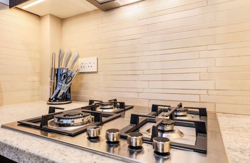Za'abeel 2 Apartment | FIRST CLASS | 1BR | Stylish Gem | Near Dubai Mall
