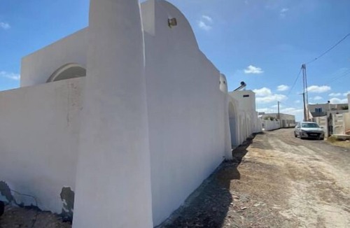 Sedghiane Villa | First-floor house with sea view