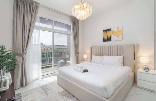 Al Barsha Apartment | Free housekeeping visits during your stay - StayShort - Magnificent Studio Living in Al Barsha South
