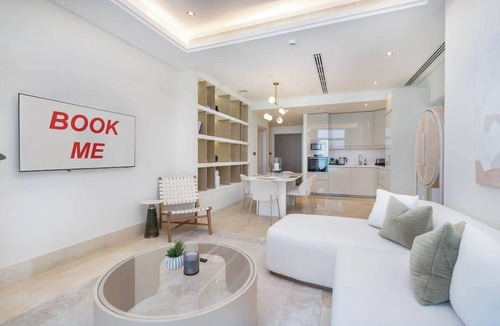Palm Jumeirah Apartment | Free housekeeping visits during your stay - StayShort - Cozy 2BR in Palm Jumeirah with Beach Views!