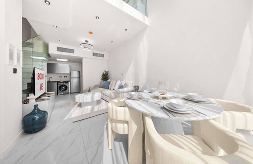 Dubai Villa | Free housekeeping visits during your stay - StayShort - Cozy 1BR Townhouse loft style located in Rukan Community