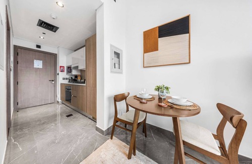 Al Barsha Apartment | Free housekeeping visits during your stay - StayShort - Relaxing Studio in Arjan that Sleeps 3