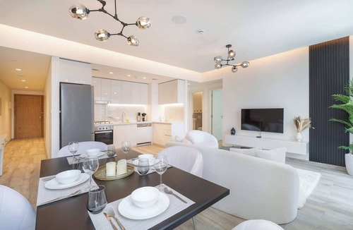 Downtown Dubai Apartment | Free housekeeping visits during your stay - StayShort - Sophisticated 1BR in Business Bay - Near Burj Khalifa!