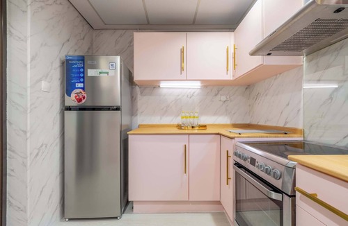 Jumeirah Lake Towers Apartment | Free housekeeping visits during your stay - StayShort - Stylish 2-Bedroom in JLT That Sleeps 6 Comfortably