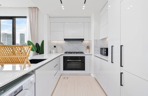 Jumeirah Village Apartment | Gala Guests - Binghatti Onyx Suites