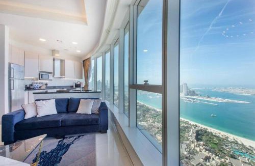Dubai Media City Apartment | GLOBALSTAY Palm View