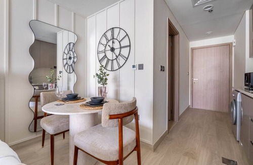 Dubai Apartment | GuestReady - Bright Studio Near Downtown w/Balcony