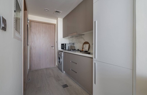 Jadaf Apartment | GuestReady - Sunny Retreat near Dubai Frame