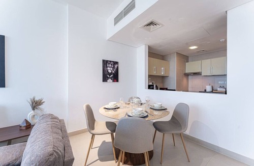 Al Barsha 1 Apartment | HAVN - 2 bed in Hilliana Tower, Burj Al Arab View