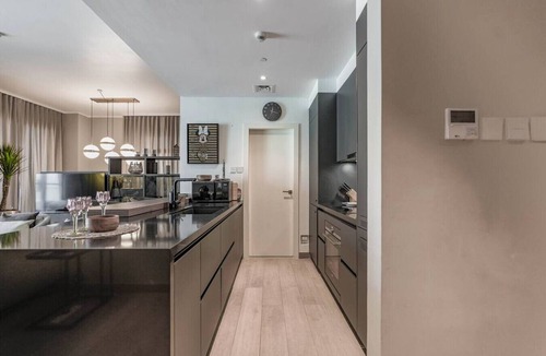 Dubai Apartment | HAVN - Top floor 2 bedroom with Sea and Pool View