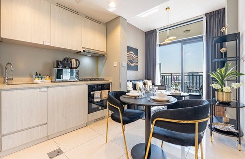 Downtown Dubai Apartment | High Floor Unit with Canal View, A Minutes Drive to Dubai Mall - Zada Tower, Business Bay