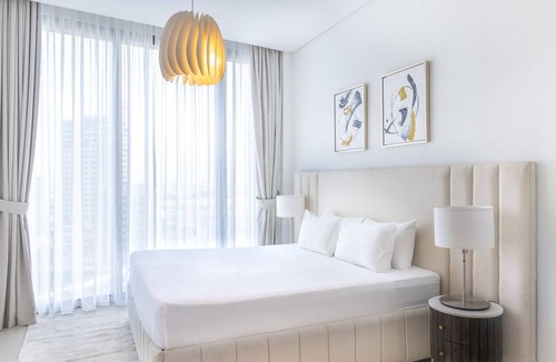 Jabal Ali 2 Apartment | HomesGetaway - Modern 1 Bedroom in JBR The Address