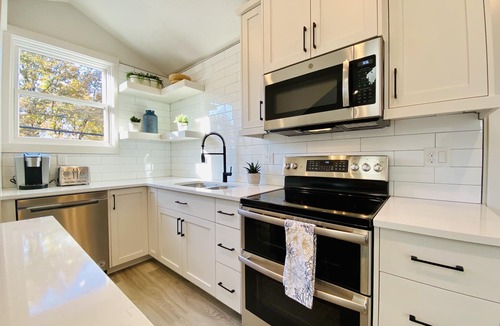 North End House | Hyde Park Hideaway-Modern Comfort in Boise’s Best Neighborhood-Walk to downtown!