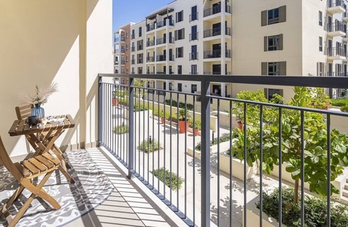 Dubai Apartment | Impressive 1BR with Beach Access in LaMer Jumeirah!