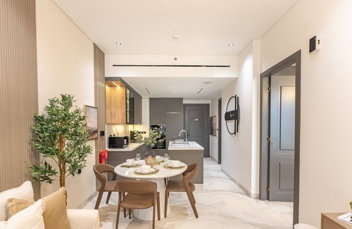 Al Barsha Apartment | Just a Stone Throw from the Public Park and a Short Drive from Butterfly Garden