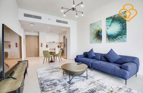 Dubai Apartment | Keysplease Spectacular Views Modern 1BR Creek Gate 602