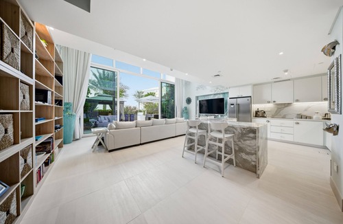 Saadiyat Cultural District Apartment | Larimar Loft - Saadiyat Sea View Sanctuary