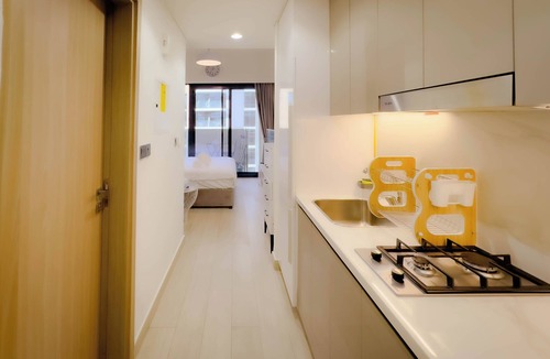 Dubai Apartment | Lavish Studio "10 min Downtown"