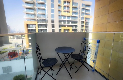 Dubai Apartment | Lavish Studio "10 min Downtown"