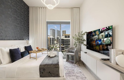 Nad Al Sheba Apartment | Livin' Holidays - Studio - Azizi Near Downtown