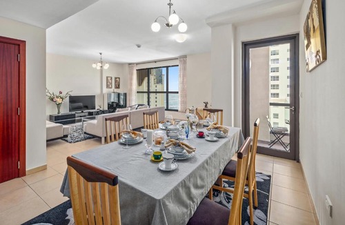 Jumeirah Beach Residence Apartment | Lovely 2-bed condo in JBR - 5 mins from beach - Palm View!