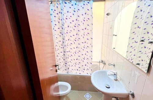 Barsha Heights Hotel | Luxe Comfort Room In Barsha Heights Tecom Near Metro