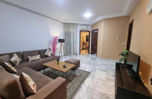 Les Berges Du Lac II Apartment | Luxe studio tunisia mall lac 2