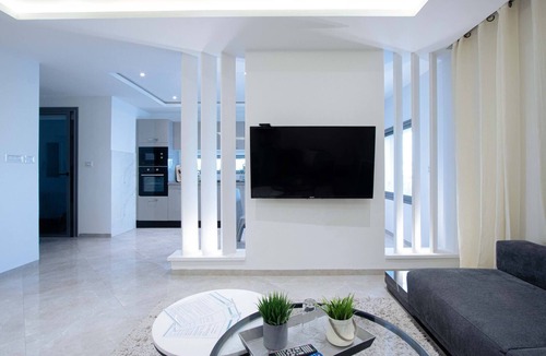 Sidi Dhrif Apartment | Luxurious 5-Bedroom Apartment in La Marsa, Tunisia