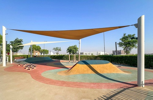 Dubai Investment Park Villa | Luxury 4 Bed Villa, with Private Garden, Pool/Gym Access