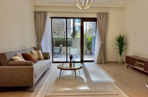 Dubai Apartment | Luxury Apartment With Private Beach Access In Creek Beach