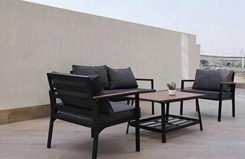 Dubai Apartment | Luxury Apt W Pool Near Airport & Downtown Dubai
