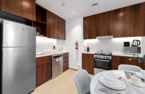 Dubai Apartment | Luxury lifestyle at La Sirène, Port de la Mer, Jumeirah 1 | 1 Bed | Sleeps 4