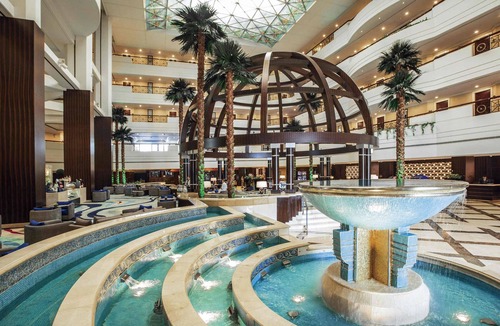 Garhoud Hotel | Mövenpick Grand Al Bustan Dubai