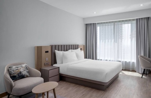 DIFC Hotel | Marriott Dubai | Deluxe | Sheikh Zayed Road Base for Work and Long Stays