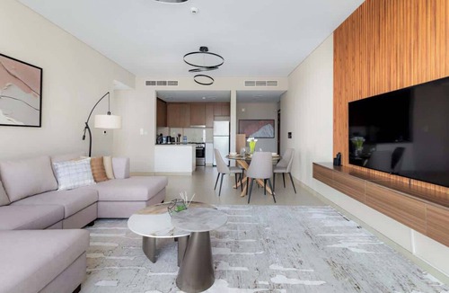 Al Sufouh 2 Apartment | Masakn Canal View Apartment in Dubai Marina