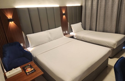 Naif Hotel | MELODY QUEEN HOTEL BY AURA