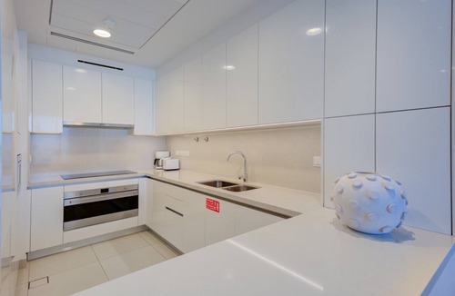 Al Safa Apartment | Mesmerizing 2 Bed l Canal and Burj Views