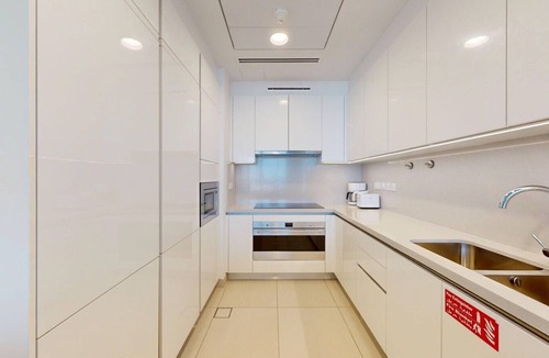 Al Safa Apartment | Mesmerizing 2 Bed l Canal and Burj Views