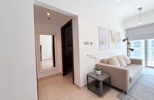 Downtown Dubai Apartment | Modern 1BR, 8 Boulevard at Downtown Dubai
