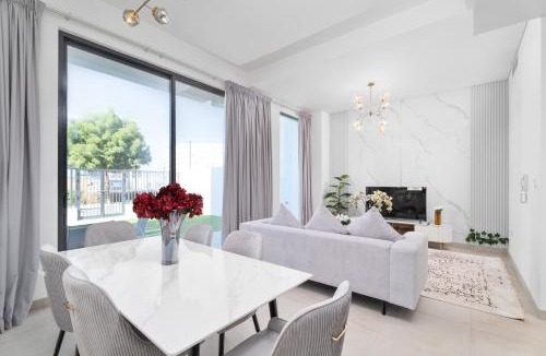 Mina Al Arab Villa | Nasma Luxury Stays - Stylish coastal Villa near beach