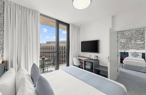 Sharjah Hotel | Nest Hotel, Aljada