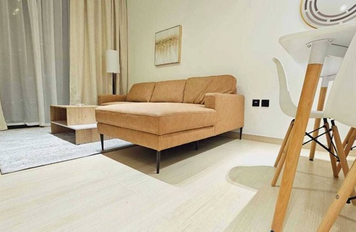 Jumeirah Village Circle Apartment | OYO HOME 1405 Spacious 1bed In Jvc Be