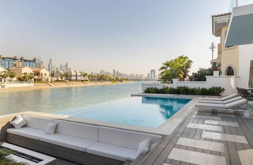 Palm Jumeirah Villa | Palm Jumeirah Paradise: 5BR Villa | Infinity Pool