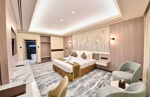 Bur Dubai Hotel | Pavilion Palace Hotel