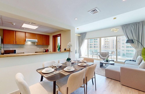 The Greens Apartment | Peaceful 2 Bed l Sheikh Zayed Road l The Greens