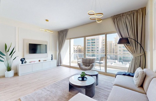 The Greens Apartment | Peaceful 2 Bed l Sheikh Zayed Road l The Greens