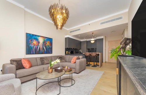 Dubai Apartment | Port de la Mer Luxury Sleeps 4Person